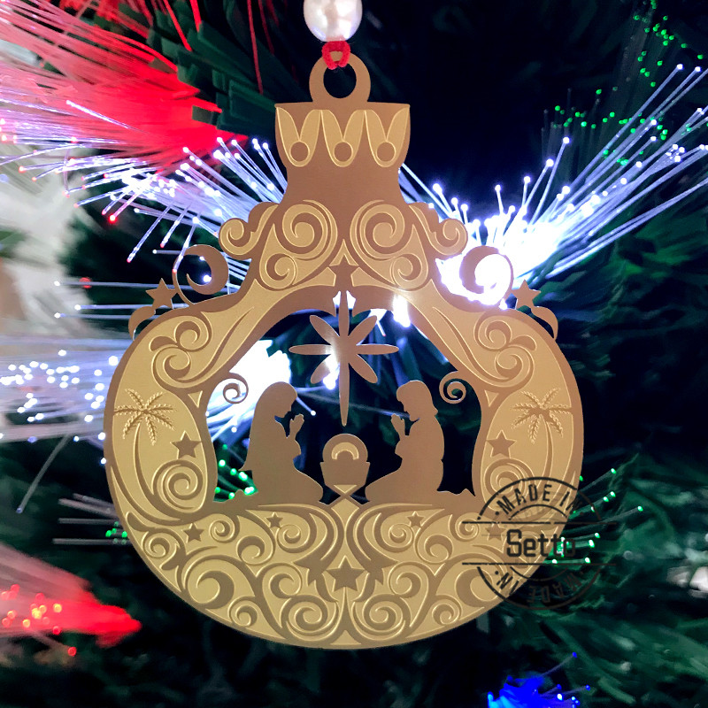 Etched Christmas hanging ornament